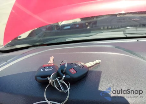 2019 Toyota Tacoma Trd Off Road из США, поврежденный, VIN 5TFCZ5AN8KX194152